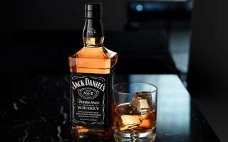 Как пить Джек Дэниэлс: 3 правильных способа с чем пить виски